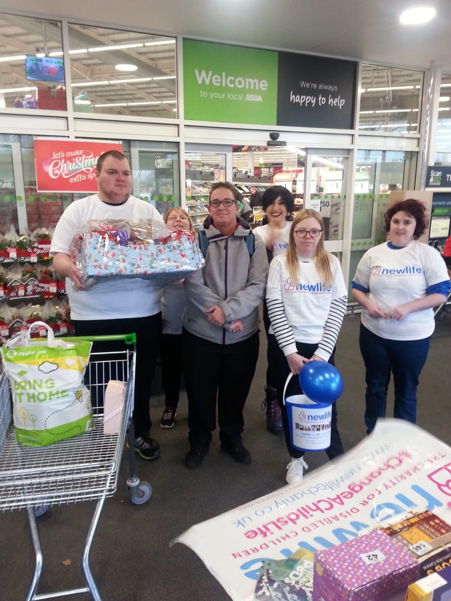 Cannock young people with tombola star prize
